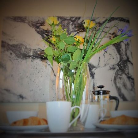 Oyo Approved Serviced Apartments Steam Mill Chester Kültér fotó