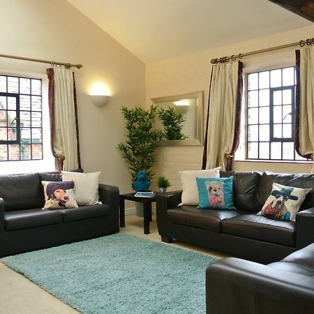 Oyo Approved Serviced Apartments Steam Mill Chester Kültér fotó