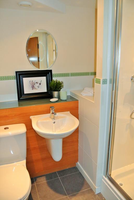 Oyo Approved Serviced Apartments Steam Mill Chester Kültér fotó