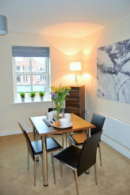 Oyo Approved Serviced Apartments Steam Mill Chester Kültér fotó