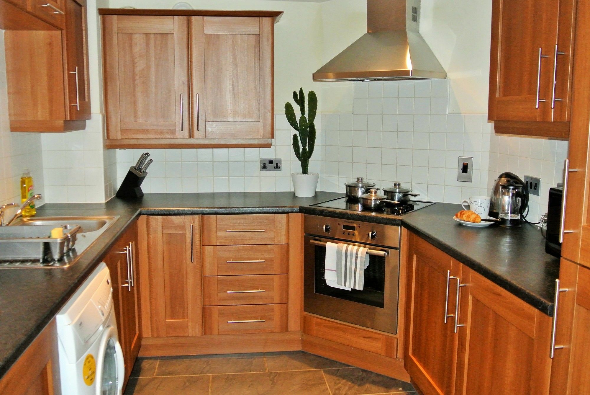 Oyo Approved Serviced Apartments Steam Mill Chester Kültér fotó