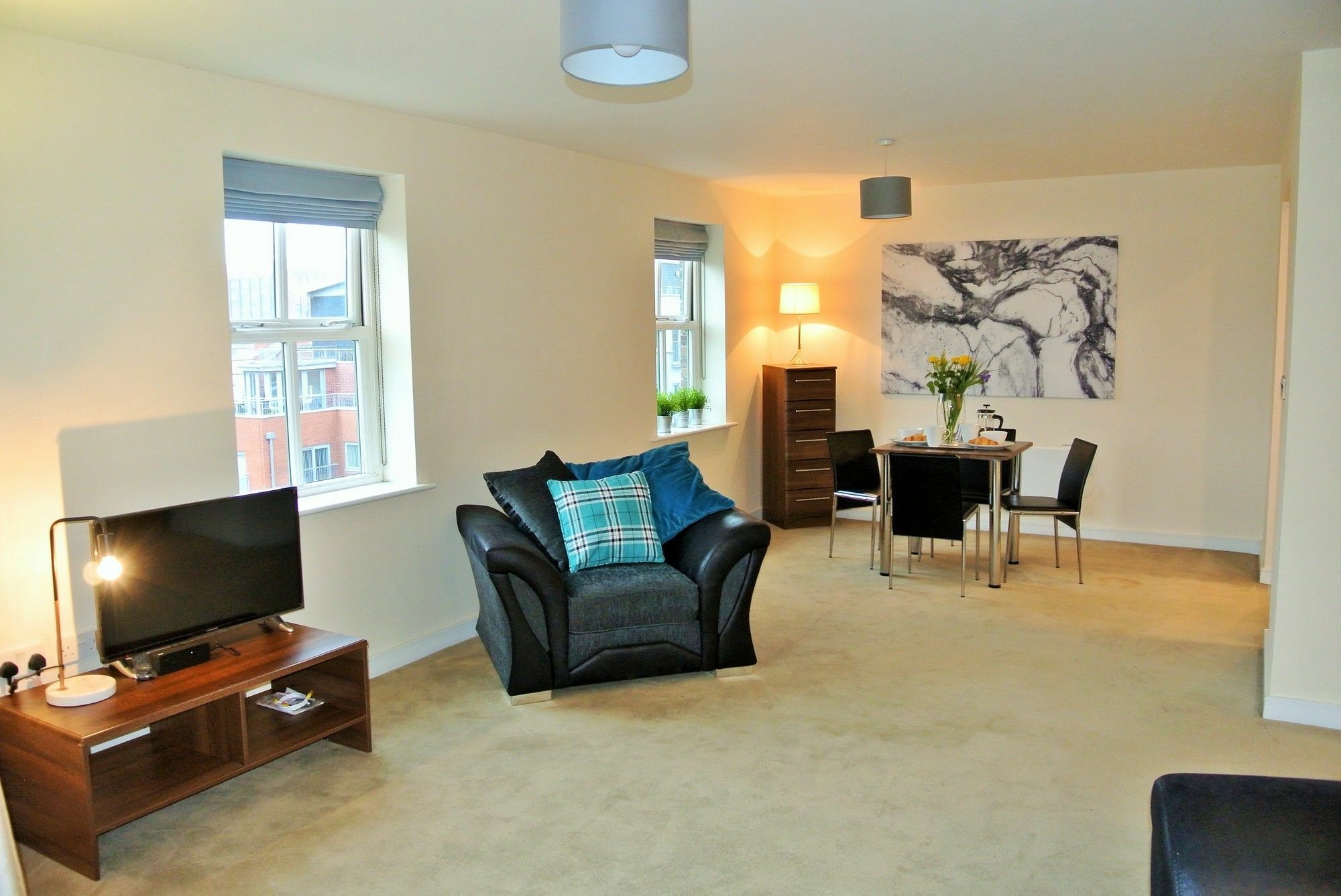 Oyo Approved Serviced Apartments Steam Mill Chester Kültér fotó