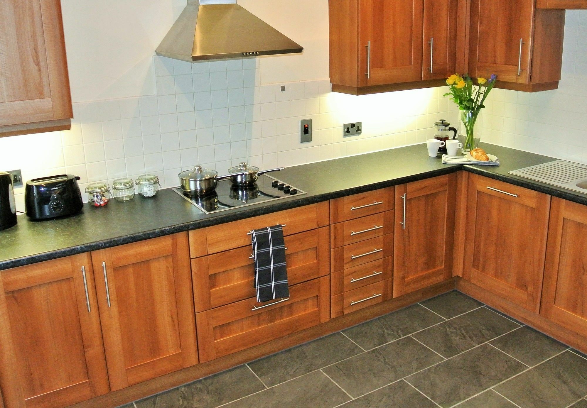 Oyo Approved Serviced Apartments Steam Mill Chester Kültér fotó